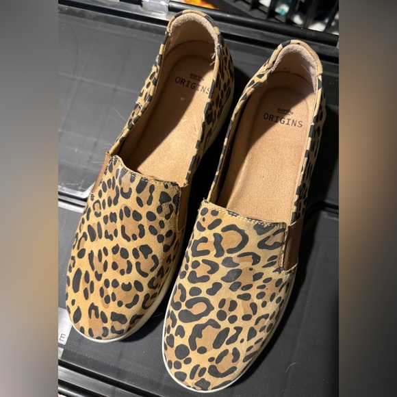 Womens Size 10 Earth Origins Women’s Elin Leopard Sneaker Slip Resistant Slip-On - Picture 4 of 10
